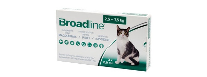 Cutie cu trei pipete antiparazitare Broadline pentru pisici de 2.5 - 7.5kg pe fundal alb