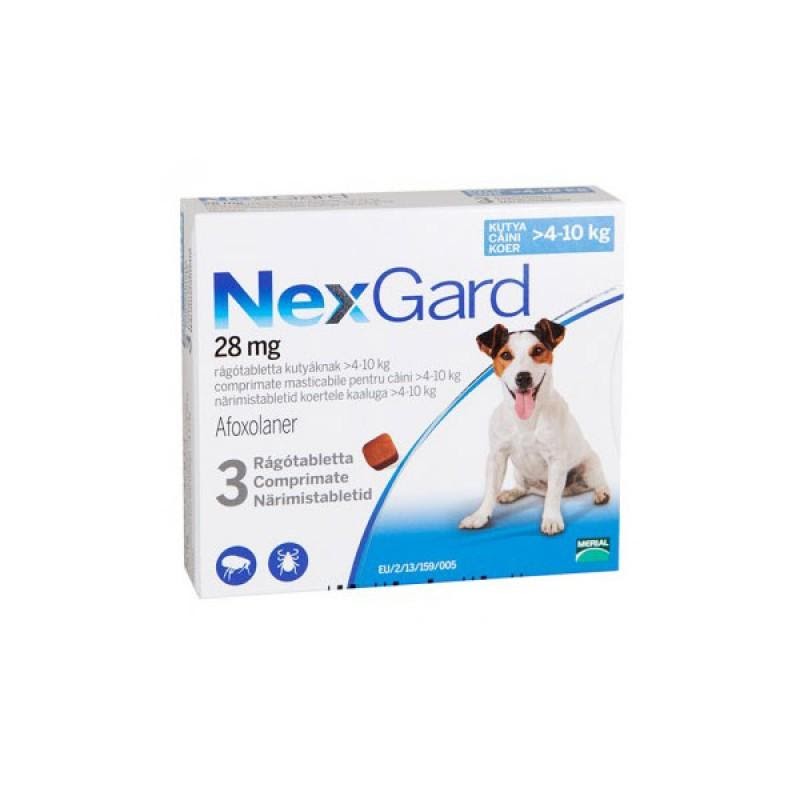 Cutie cu comprimat masticabil antiparazitare Nexgard M pentru câini de 4 – 10kg, doză unică, pe fundal alb