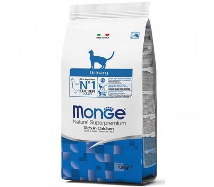 Punga cu hrana Monge Natural Cat Urinary pe fond alb