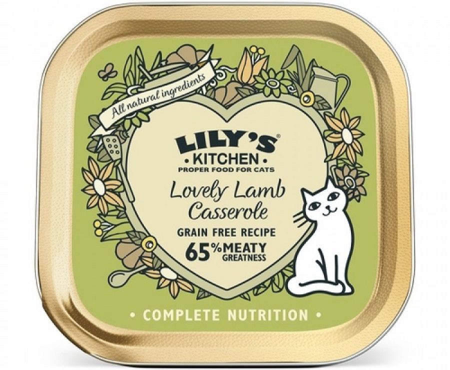Conserva cu hrana Lily’s Kitchen Adult Lovely Lamb Casserole pe fond alb